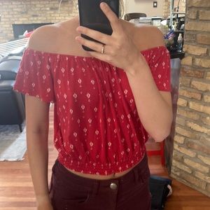 Off shoulder pink H&M shirt